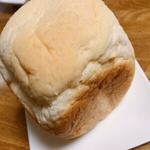 ホームベーカリーで基本のふわふわ食パン